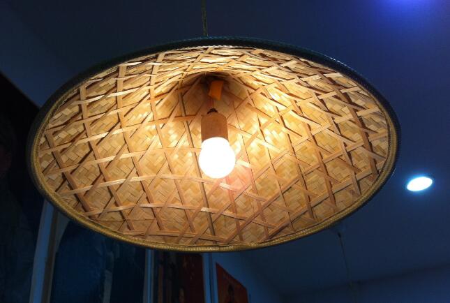 草帽灯