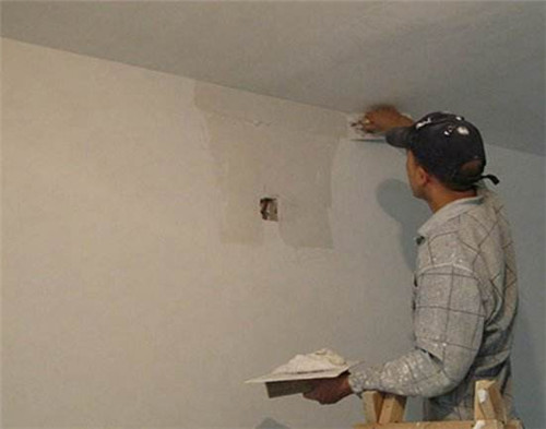 刮腻子刷墙五大步骤 如何做好墙面油漆施工