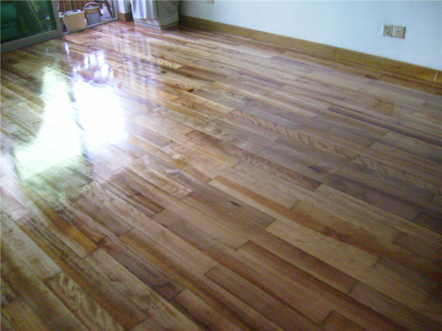 木地板打蜡有什么好处 实木地板打蜡多久一次