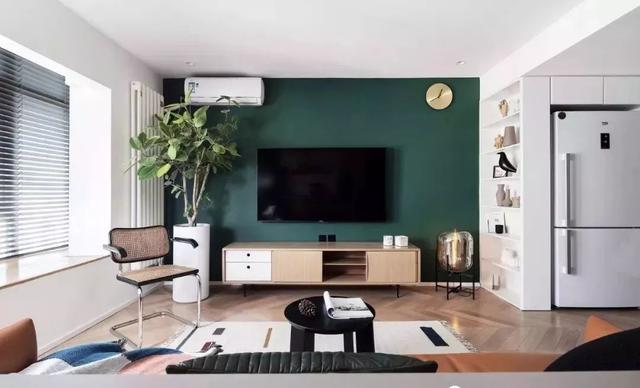 40㎡现代LOFT公寓设计 看小空间如何玩转时尚色彩
