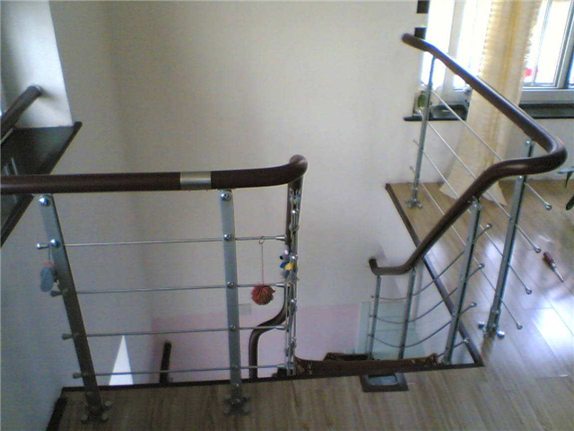pvc楼梯扶手价格 pvc楼梯扶手安装